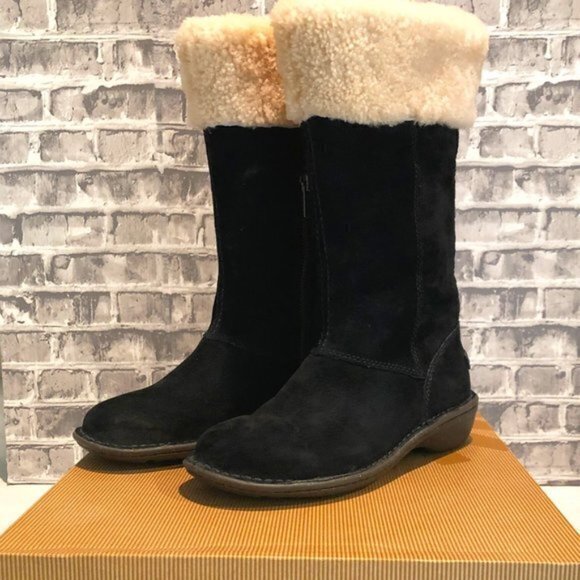 NEW UGG‎ AUSTRALIA KARYN CUFF SHEEPSKIN BOOT BLACK - Picture 1 of 7
